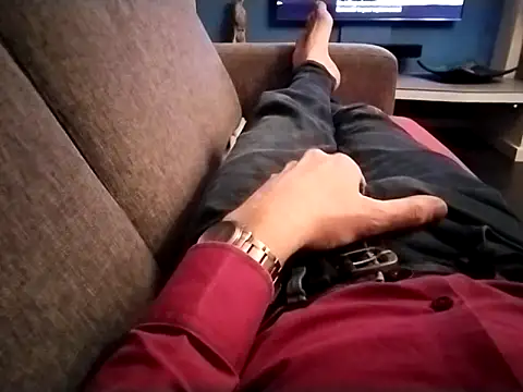 jk1981jk online show from February 3, 7:42 pm