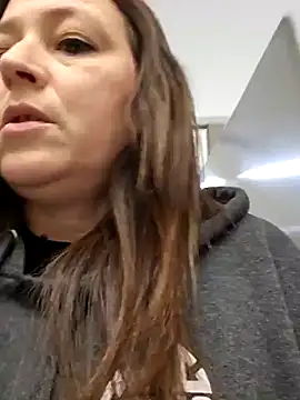 angelbaby1998 online show from January 18, 4:48 am