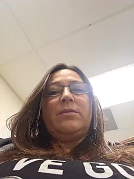 angelbaby1998 online show from January 18, 8:51 pm