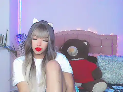 Tanedra collings online show from December 28, 12:47 am