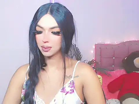 Tanedra collings online show from January 28, 12:36 am