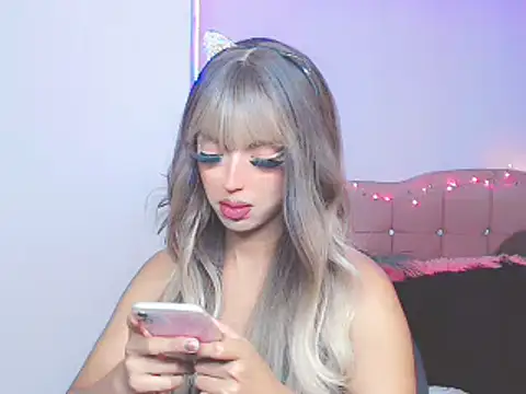 Tanedra collings online show from January 31, 1:01 am