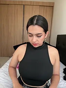 Nicollemays online show from April 22, 1:12 pm