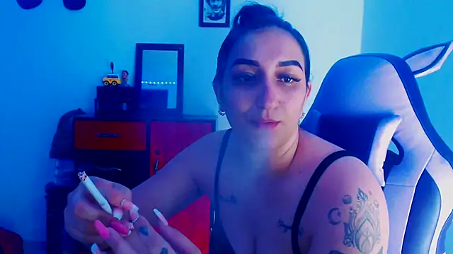 liz dirty online show from November 16, 11:10 pm