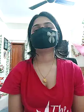Snapshot of Suvosri chatting on January 28, 12:11 pm Suvosri online show from January 28, 12:11 pm
