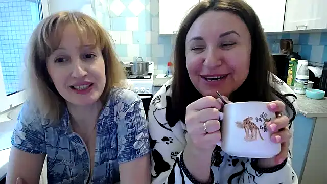 Snapshot of DonnaMagdalena chatting on January 14, 7:27 am DonnaMagdalena online show from January 14, 7:27 am