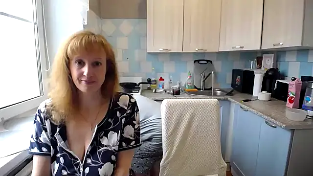 Snapshot of DonnaMagdalena chatting on October 2, 7:26 am DonnaMagdalena online show from October 2, 7:26 am