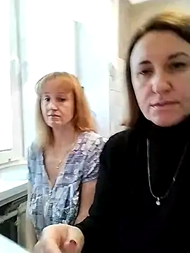 Snapshot of DonnaMagdalena chatting on November 11, 8:25 am DonnaMagdalena online show from November 11, 8:25 am