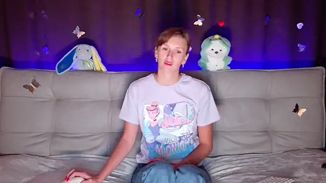 Snapshot of intolerable_girl chatting on September 12, 8:03 am intolerable girl online show from September 12, 8:03 am