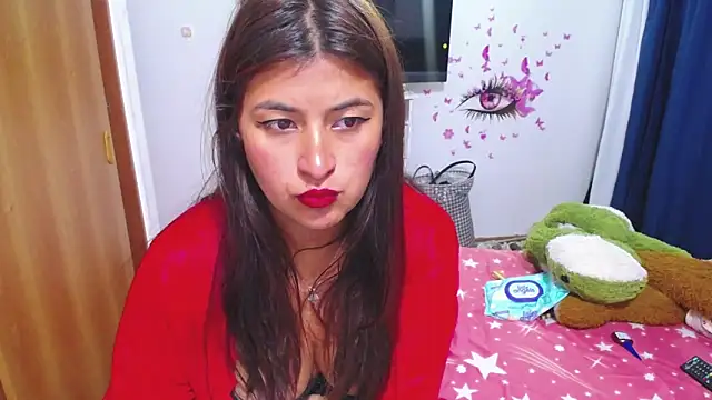 Yunhot  online show from April 21, 12:12 am