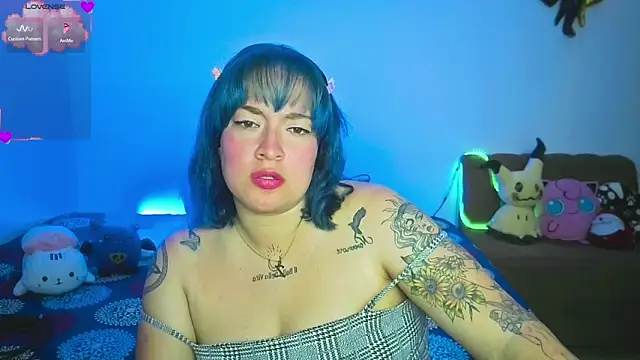 Snapshot of IamZaylu chatting on February 26, 3:53 am IamZaylu online show from February 26, 3:53 am