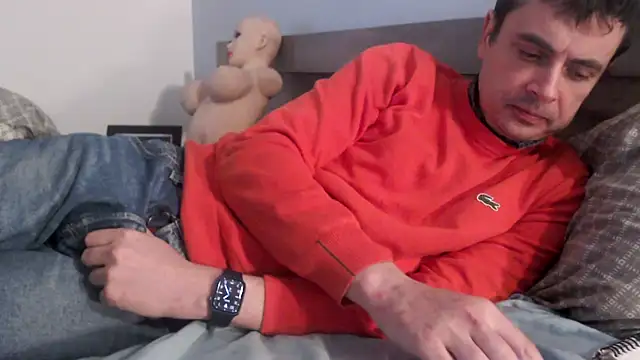 Snapshot of freddy0222222 chatting on December 4, 12:25 pm freddy0222222 online show from December 4, 12:25 pm