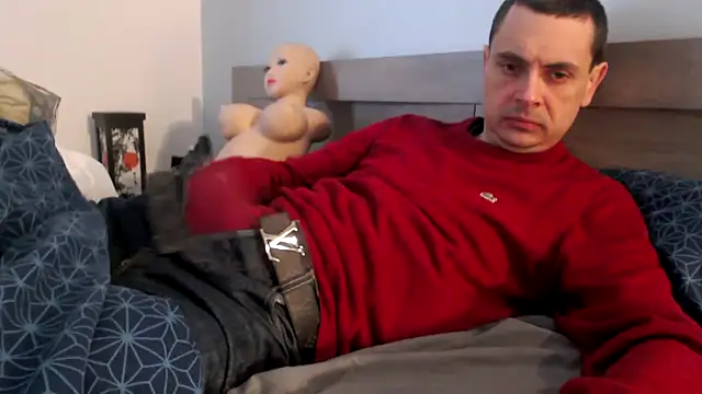 Snapshot of freddy0222222 chatting on March 19, 12:01 pm freddy0222222 online show from March 19, 12:01 pm