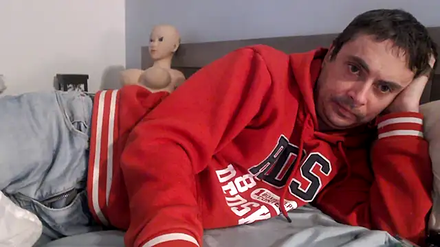 freddy0222222 online show from November 9, 12:25 pm