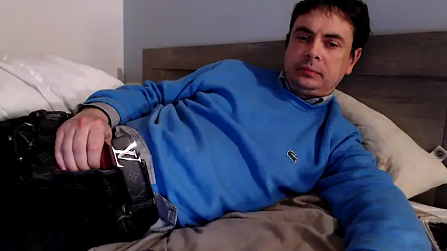 freddy0222222 online show from April 14, 8:15 pm