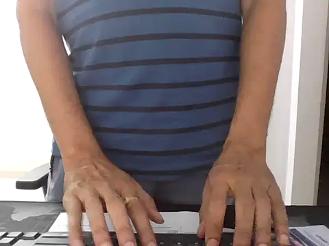 mrose8080 online show from April 24, 6:21 pm