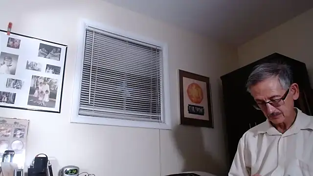 hottottrot691 online show from March 17, 12:41 am