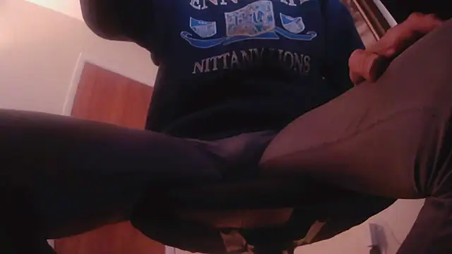 hottottrot691 online show from November 26, 9:38 pm