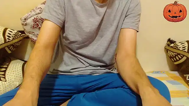 Alexdelarge323 online show from October 2, 10:55 am