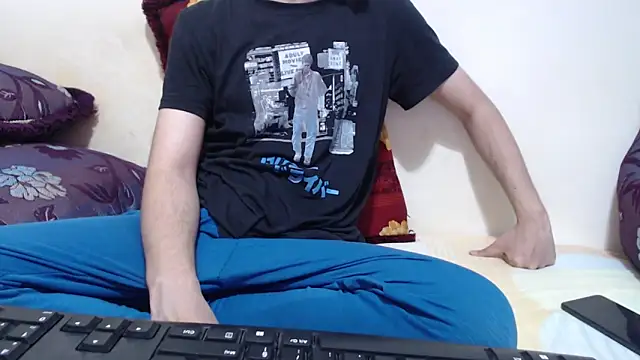 Alexdelarge323 online show from May 21, 2:57 pm