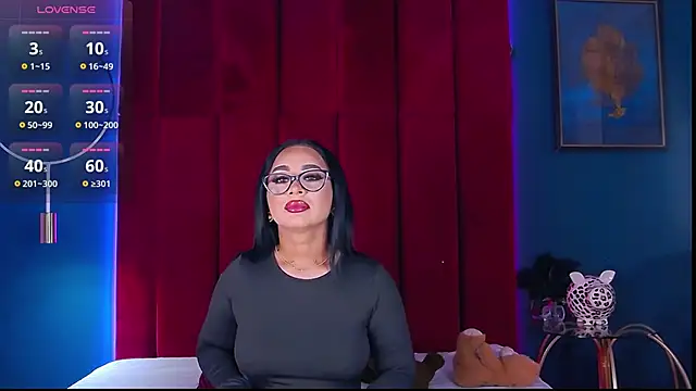 MadyLuxxx online show from February 13, 7:21 pm