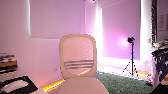 aliceabrams online show from October 3, 7:22 pm