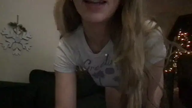 addiebby33 online show from December 2, 1:36 am