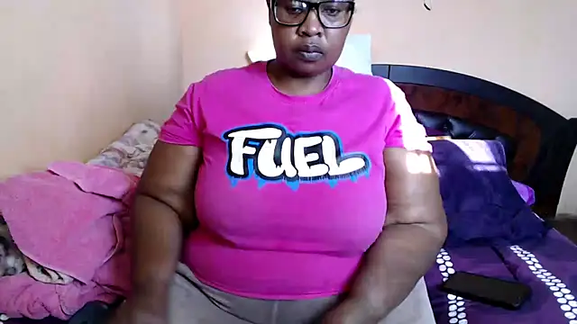 ZOQULUx online show from March 28, 2:49 pm