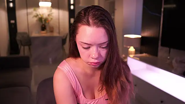 VixenMia online show from November 24, 2:33 am