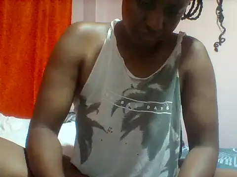 Snapshot of Cute_Lopez chatting on December 13, 8:25 pm Cute Lopez online show from December 13, 8:25 pm