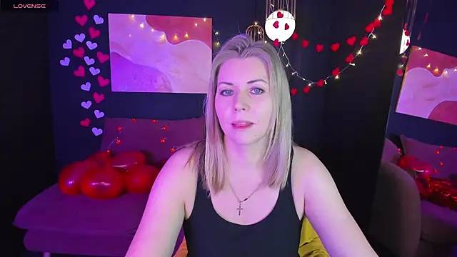 Annie Light online show from February 15, 5:41 am