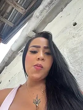 Luisa Fernandaa online show from April 14, 7:31 pm