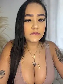 Luisa Fernandaa online show from July 19, 9:51 pm