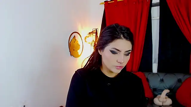 misslombana online show from April 17, 4:04 am