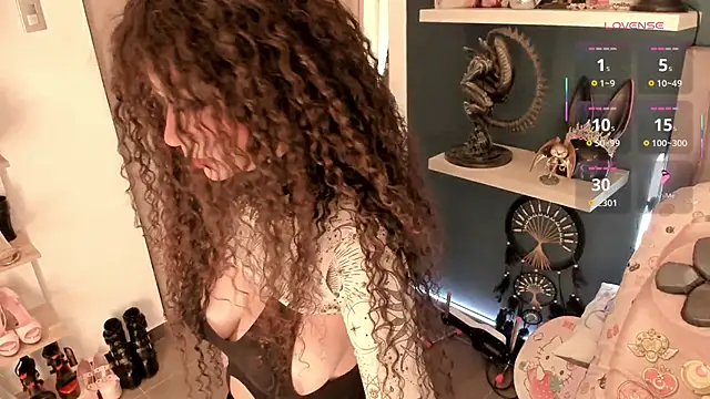 Orianna reed  online show from November 13, 11:25 pm