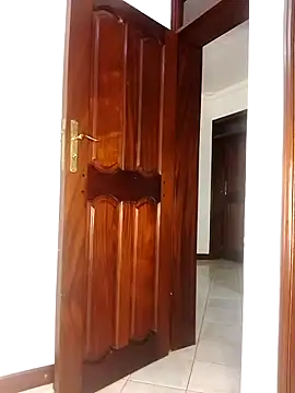 NicRaisaa online show from October 28, 5:22 am