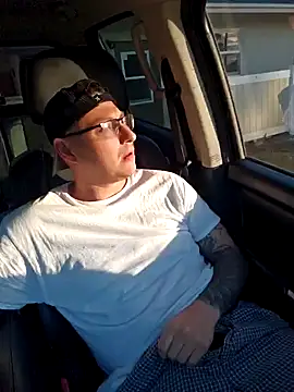 MrBiggBallz online show from December 12, 1:06 pm