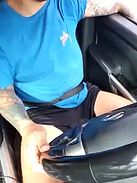 MrBiggBallz online show from December 29, 6:05 pm