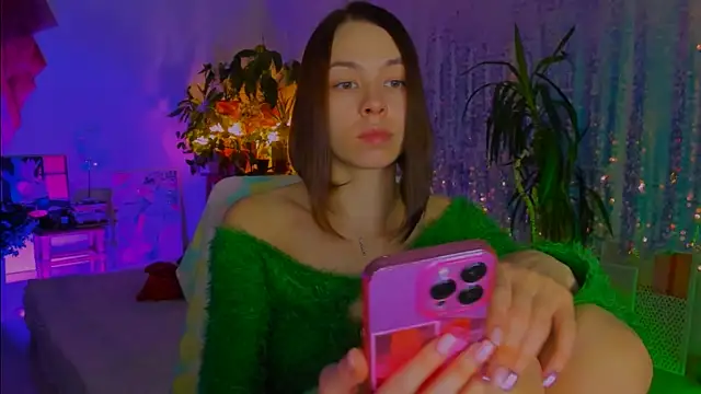 poli   online show from December 15, 4:11 pm