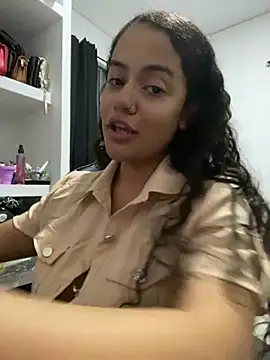 Snapshot of demonaughtyyy chatting on November 9, 4:22 am demonaughtyyy online show from November 9, 4:22 am