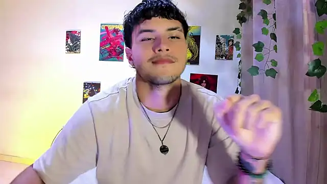 Snapshot of Nekoboy01 chatting on December 30, 8:58 pm Nekoboy01 online show from December 30, 8:58 pm