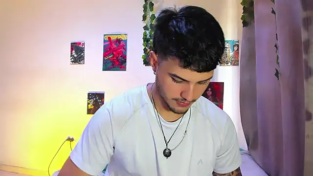 Snapshot of Nekoboy01 chatting on January 15, 8:05 pm Nekoboy01 online show from January 15, 8:05 pm