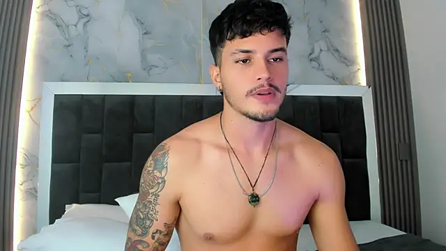 Snapshot of Nekoboy01 chatting on January 30, 10:51 pm Nekoboy01 online show from January 30, 10:51 pm