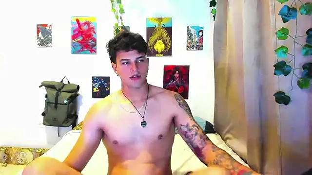 Snapshot of Nekoboy01 chatting on September 15, 8:09 pm Nekoboy01 online show from September 15, 8:09 pm