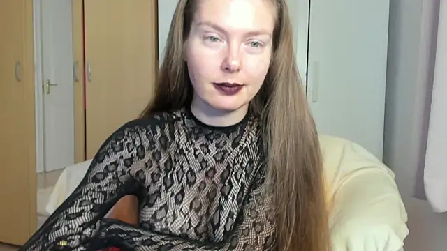 Snapshot of Rolla_Coaster chatting on June 4, 8:37 pm Rolla Coaster online show from June 4, 8:37 pm