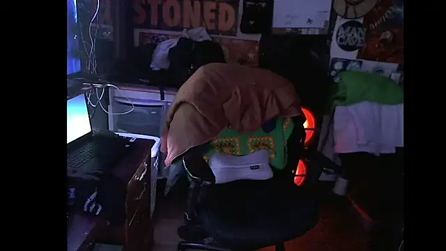 CloudDadddyyy420 online show from January 24, 8:34 am