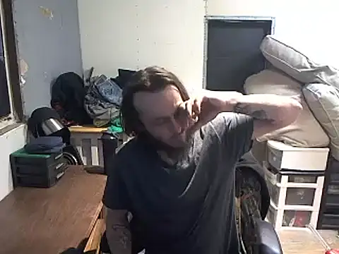 CloudDadddyyy420 online show from February 9, 11:20 pm