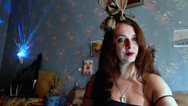 Snapshot of VanezaSmith chatting on April 7, 7:53 am VanezaSmith online show from April 7, 7:53 am