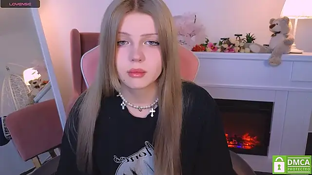 Snapshot of Grace_and__Jacob chatting on March 20, 11:16 am Grace and Jacob online show from March 20, 11:16 am