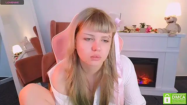 Snapshot of Grace_and__Jacob chatting on September 27, 7:35 am Grace and Jacob online show from September 27, 7:35 am